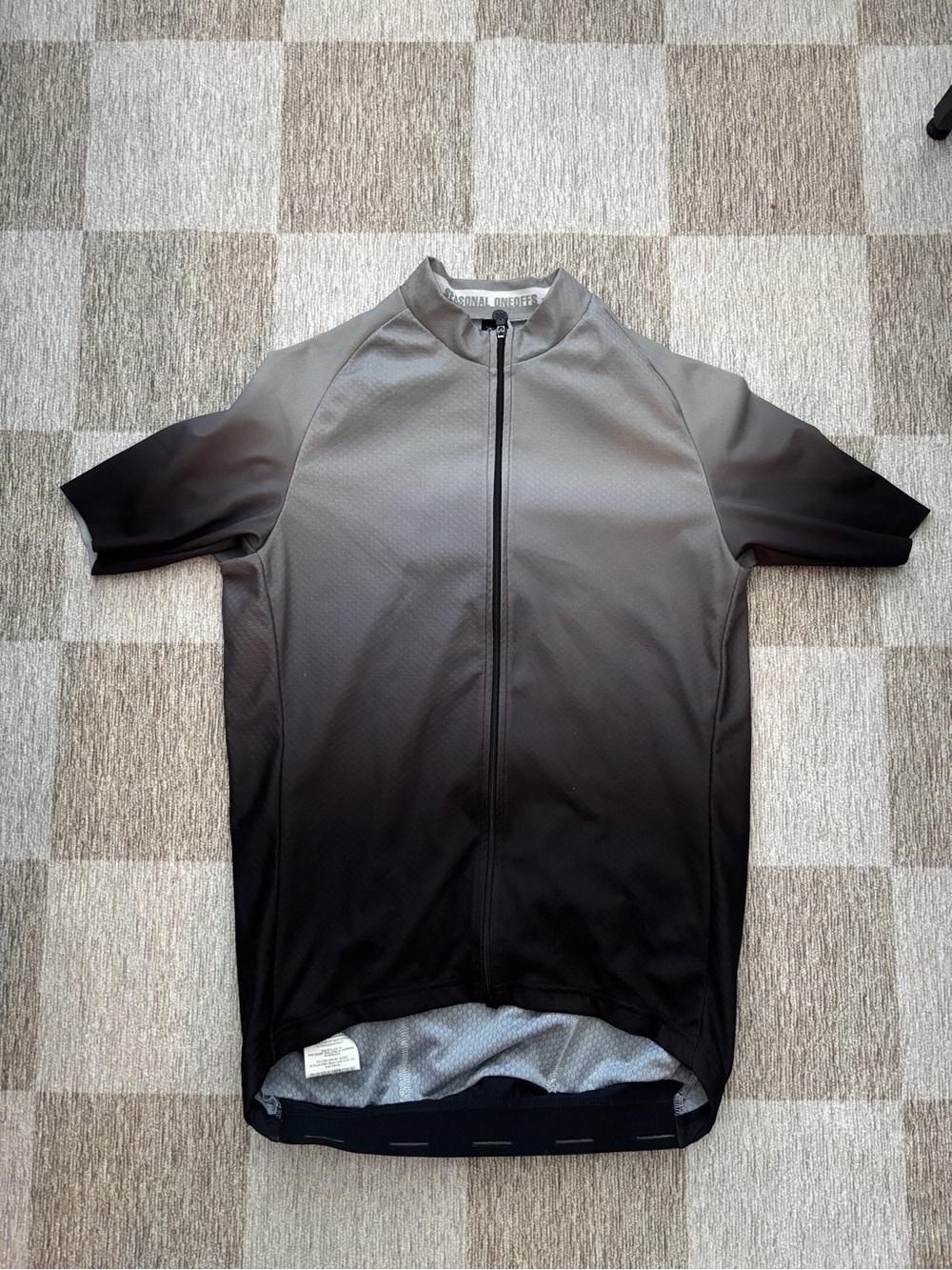 Gradient Gray-Black Short Sleeve Cycling Jersey